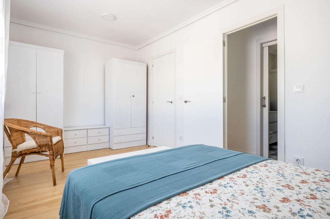 Apartamento Isbilya Sevilla Kültér fotó